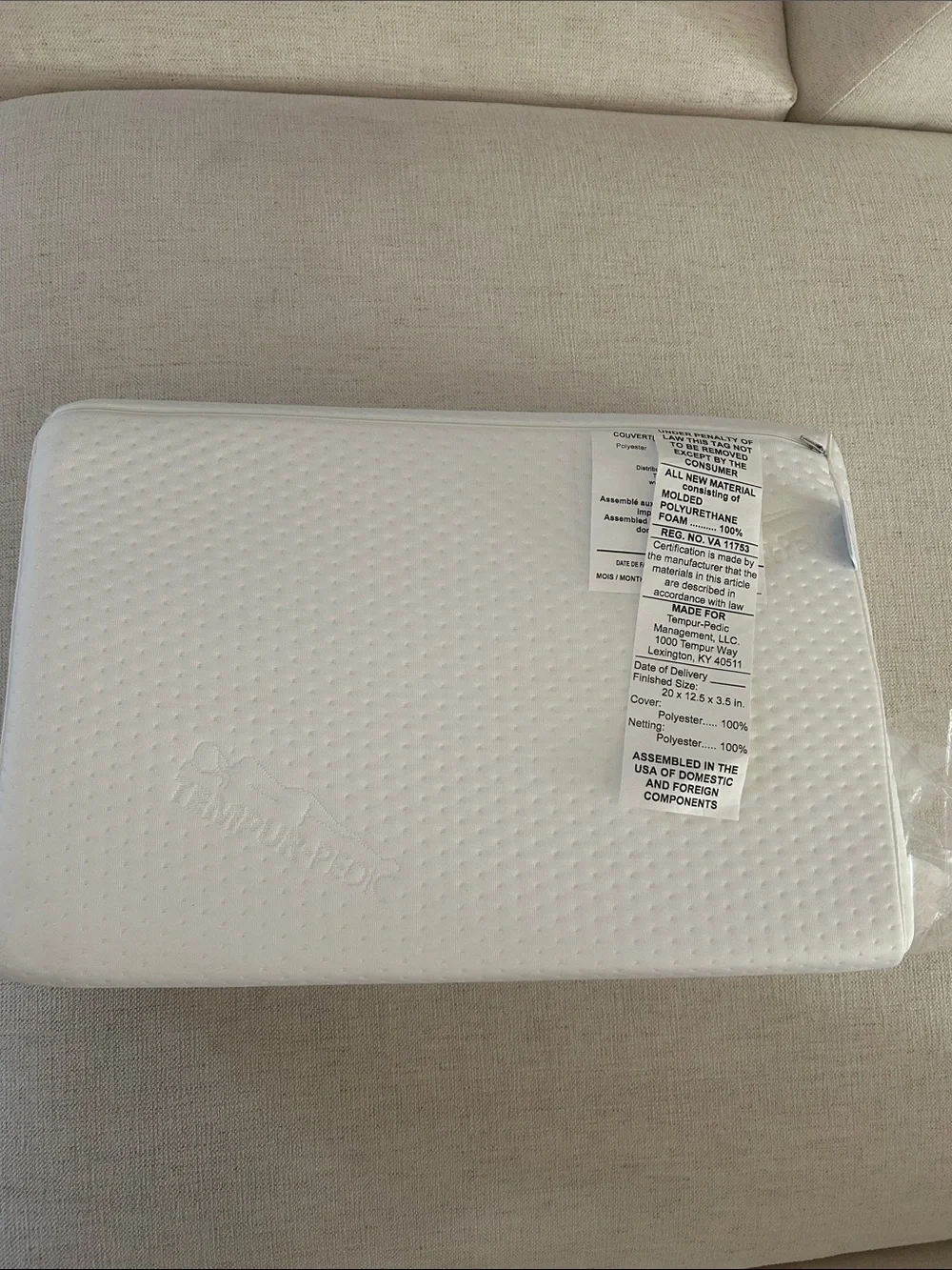 Tempur-Pedic Tempur Ergo Neck pillow, Small Profile, White, NWT